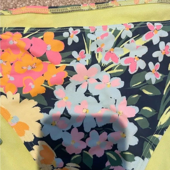 Adore Me Floral Bikini Set - Picture 5 of 11